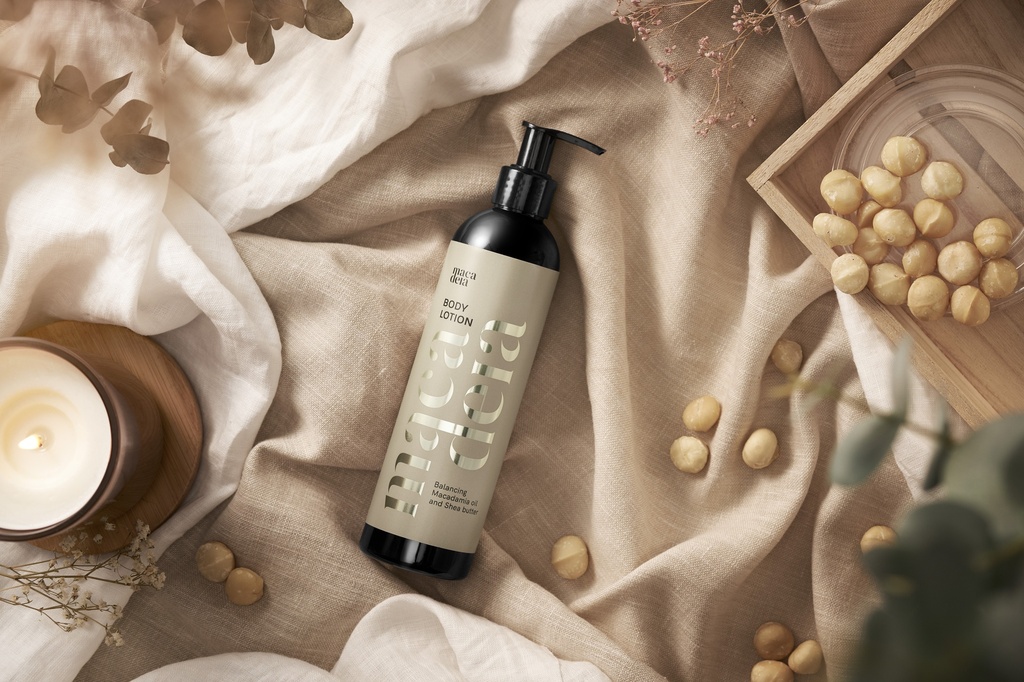 Macadeia vartalovoide 300ml Balancing Macadamia oil 